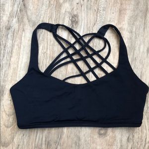Free to be Lululemon bra navy size 6